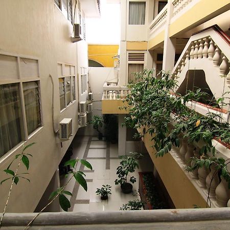 Hotel Garuda Syariah Padang (Sumatra) Exterior foto