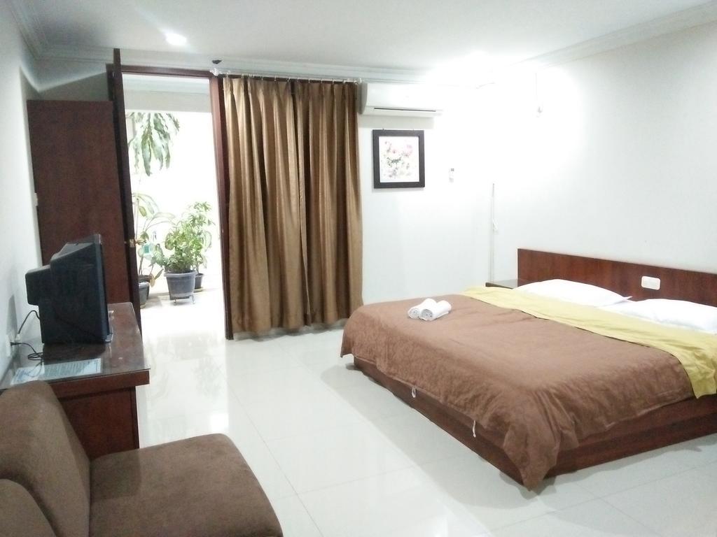 Hotel Garuda Syariah Padang (Sumatra) Exterior foto